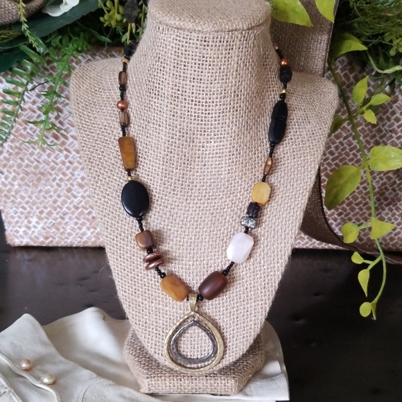 Silpada ~ Earthy 2 Tone Teardrop Pendant Necklace - Picture 1 of 5